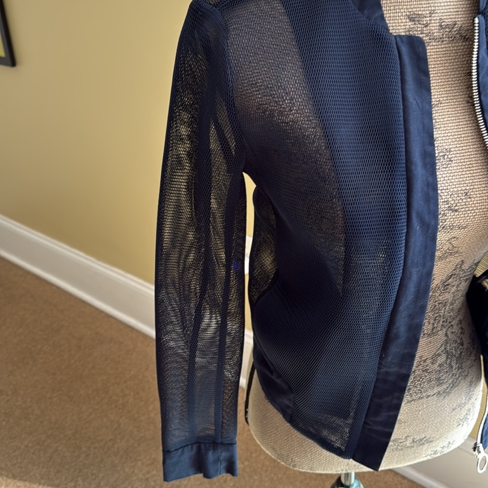 Jacket - Picture 2 of 6